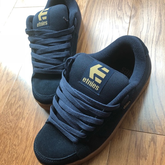 blue etnies shoes